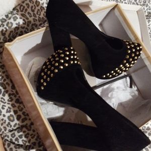 Shoes "Fahrenheit" BRAND NEW IN BOX size 6 black suede